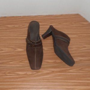 bass mules discontinued shoes